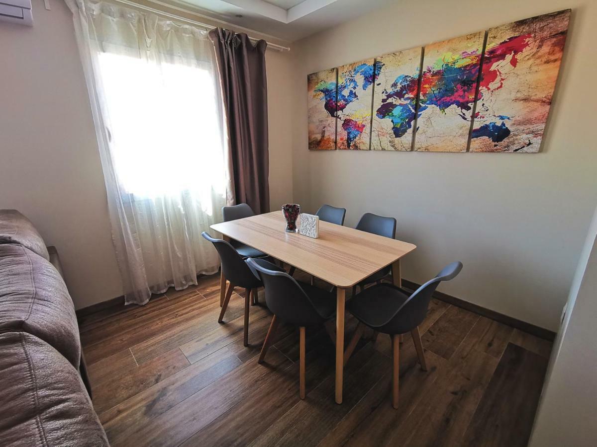 Genuar Center. Free Parking Apartment Malaga
